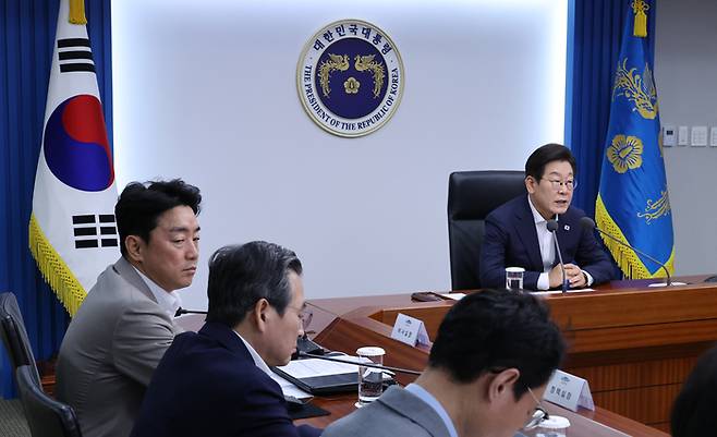 이재명 대통령이 14일 용산 대통령실에서 열린 수석보좌관회의에서 발언하고 있다. 2025.8.14 [사진=연합뉴스]