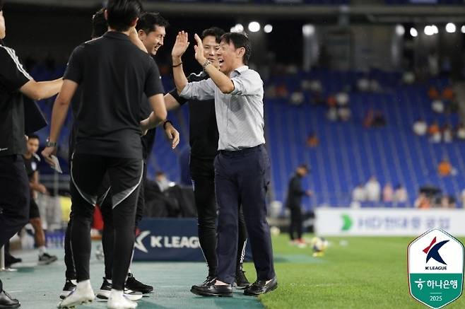 울산 HD 신태용 감독. 사진=한국프로축구연맹