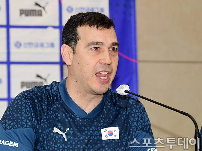페르난도 모랄레스 감독 / 사진=DB