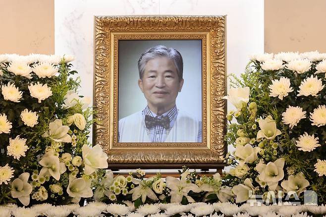 윤무부 경희대학교 명예교수