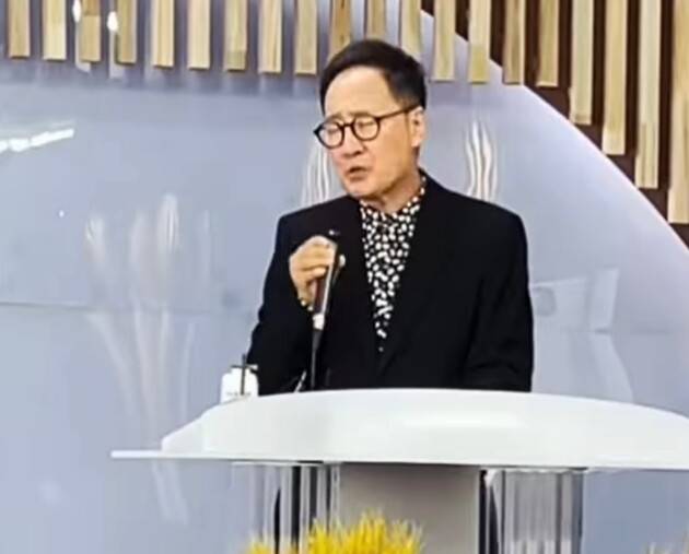 가수 남궁옥분이 폐 이식 수술을 받고 건강을 회복한 유열의 근황을 전하며 공유한 영상 갈무리. 남궁옥분 인스타그램