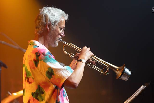 ▲ 트럼펫 연주자 데이빗 모왓이 연주를 펼치고 있다. ⓒ이도희 춘천공연예술제 제공