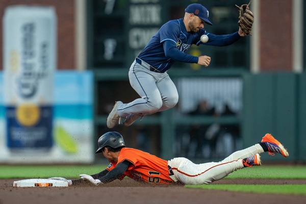 이정후는 2회 볼넷 출루 이후 도루를 기록했다. 사진= Neville E. Guard-Imagn Images= 연합뉴스 제공