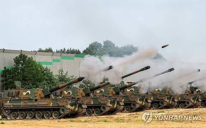 자주포 사격 훈련하는 한국 육군 [육군 제공]