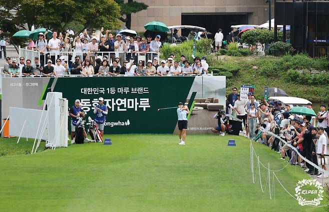 홍정민 메디힐 한국일보 챔피언십 3R 10번홀 티샷
