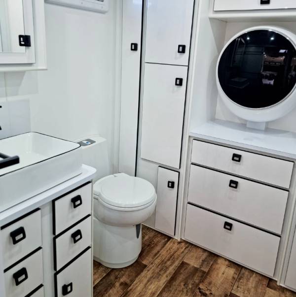 출처 : 캐러밴 월드