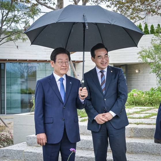 이재명 대통령과 박홍근 의원. 박홍근 의원실 제공.