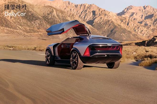 캐딜락, 엘리베이티드 벨로시티(Elevated Velocity) 콘셉트카 (고성능 럭셔리 크로스오버)