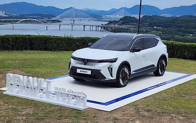 르노 세닉 이테크(E-Tech)에는 화재 피해를 줄여주는 파이어맨 액세스 기술이 적용됐다. [사진촬영=최기성 매경 디지털뉴스룸 기자]