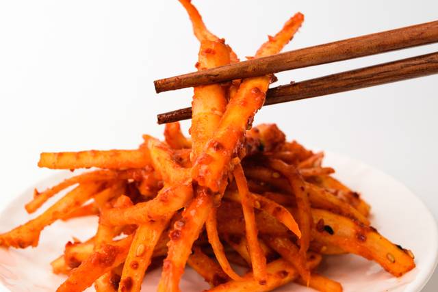 도라지무침. 도라지는 호흡기를 보호한다. 이미지투데이