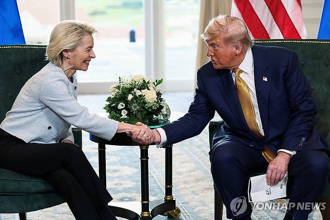 EU-미국 정상 [로이터 연합뉴스 자료사진. 재판매 및 DB 금지]