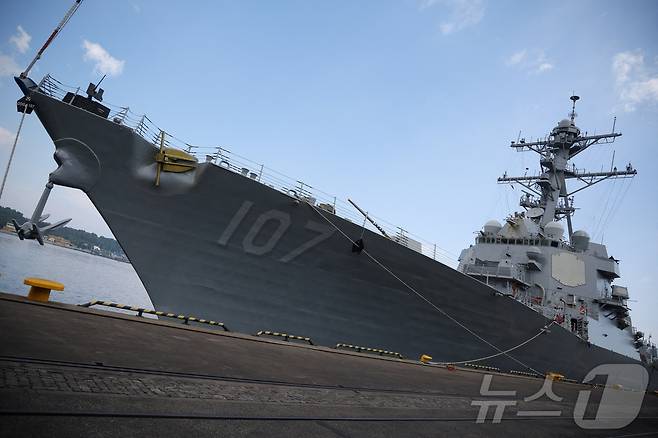 미 해군 이지스 구축함 USS 그래블리가 발트해 항구 도시 그디니아에 정박해 있다. 2022.06.07. ⓒ 로이터=뉴스1 ⓒ News1 윤다정 기자
