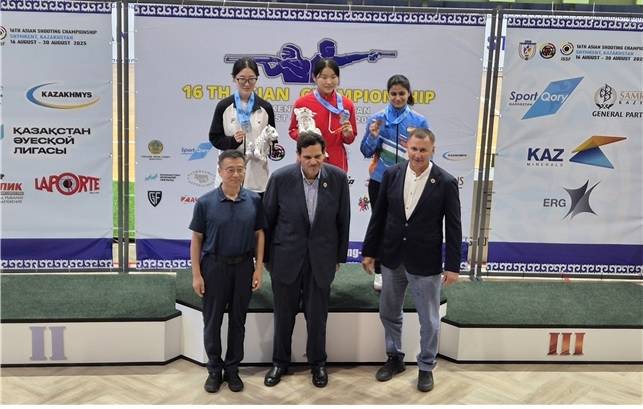 제16회 쉽켄트 아시아사격선수권대회 공기권총 여자 일반부에서 은메달을 차지한 양지인(한국체대). 사진 | 대한사격연맹