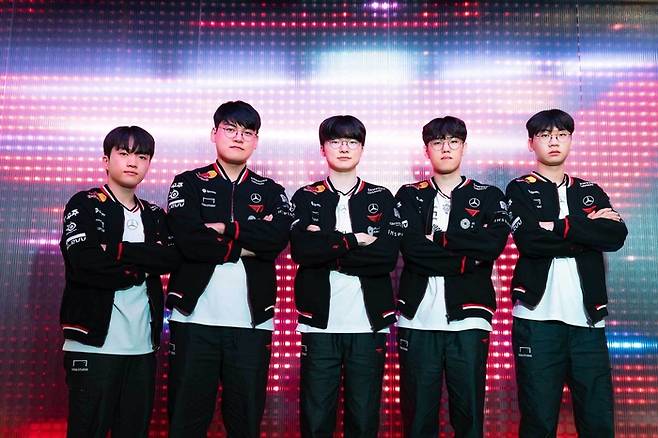 T1 선수단. 사진 | LCK