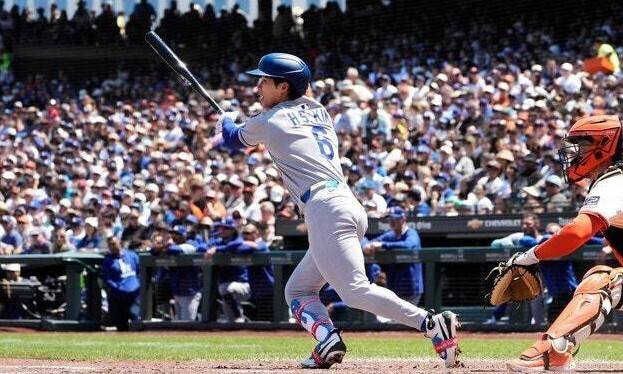 로스앤젤레스(LA) 다저스 김혜성이 지난달 13일(한국시각) 샌프란시스코 자이언츠와 방문 경기에서 안타를 치고 있다. 샌프란시스코/AP 연합뉴스