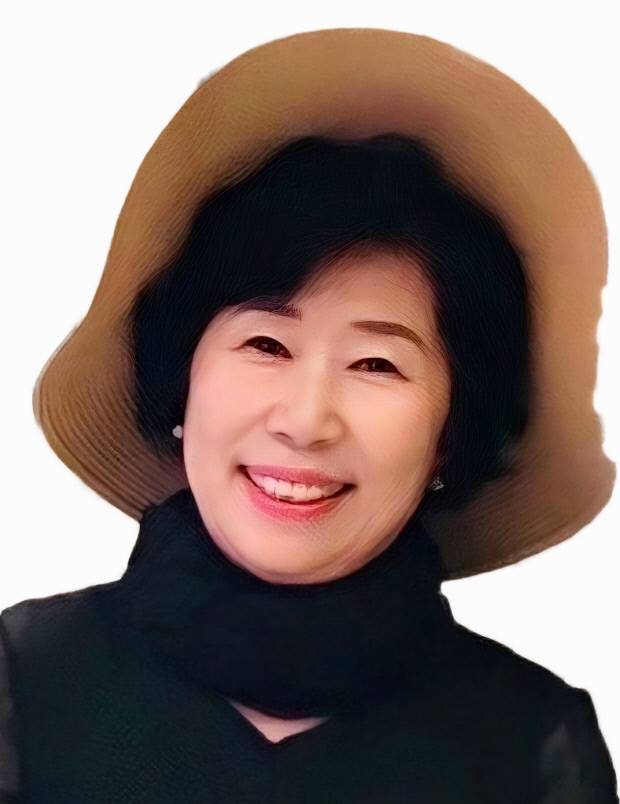 홍영숙 시인