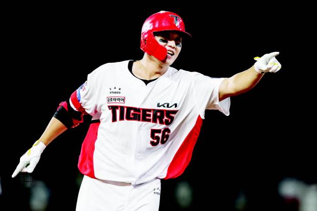 올 시즌 두자릿수 홈런 등 데뷔 후 최고 시즌을 보내고 있는 KIA 타이거즈의 오선우가 성장의 여름을 보내고 있다.  <KIA 타이거즈 제공>