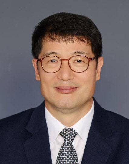 황덕순 전 한국노동연구원장. (사진=노동연)