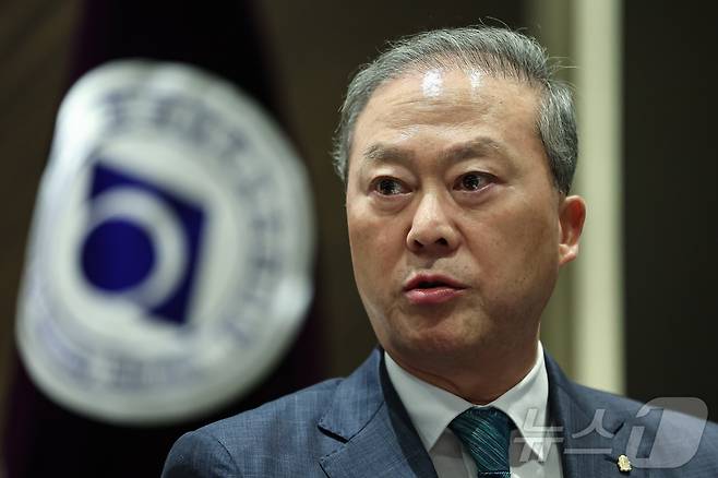 양오봉 한국대학교육협의회 회장이 19일 서울 시내 한 호텔에서 뉴스1과 인터뷰를 하고 있다. ⓒ News1 김도우 기자