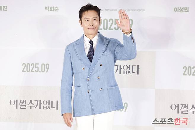 영화 '어쩔수가 없다' 제작보고회에 참석한 배우 이병헌. 25.8.19 ⓒ이혜영 기자 lhy@hankooki.com