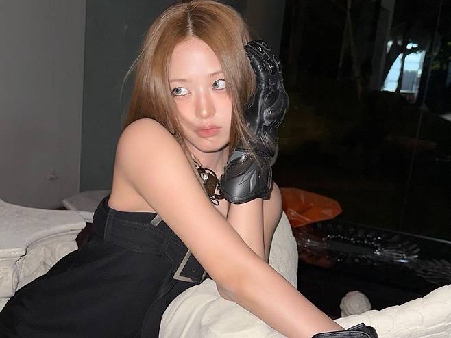 인스타그램 @_yujin_an