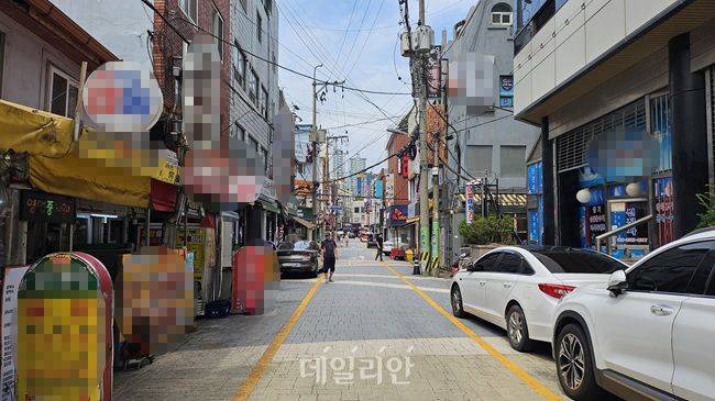 해양수산부가 이전하게 될 부산시 동구 수정동 상가 골목 모습. ⓒ데일리안 장정욱 기자