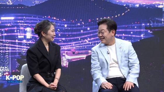 이재명 대통령은 매기강 감독이 한국 요소를 디테일하게 사용한 것에 대해 여러 번 감탄했다고 했다. 사진 아리랑국제방송