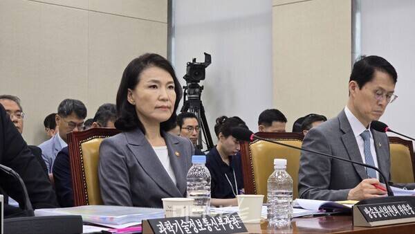▲ 20일 국회 과방위에 출석한 이진숙 방통위원장. 사진=미디어오늘