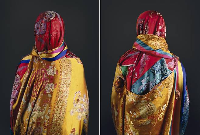 김수자, 연역적 오브제 VI, VII, 1996/2024, 2013/2024, 디지털잉크젯프린트, 101.6×74.7cm (×2), ed. 4/6 | A.P.2