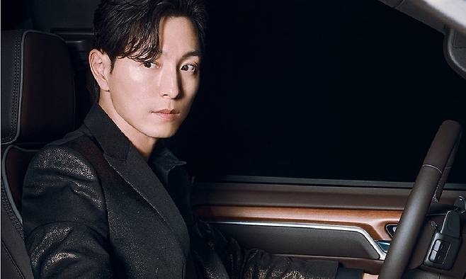 배우 정성일이 생활고로 ‘대리운전’과 ‘대리주차’를 했다고 고백해 눈길을 끌었다. 정성일 SNS 캡처