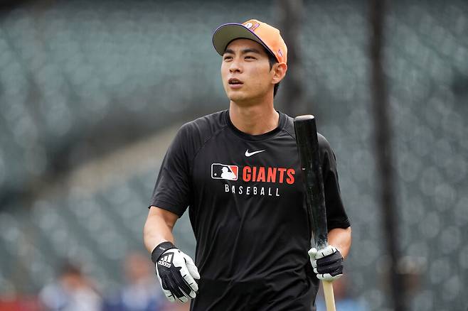 ▲ 타격 훈련을 마친 이정후. ⓒ연합뉴스