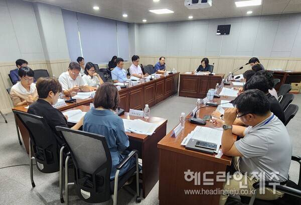 22일 열린 워킹 그룹 첫 회의.