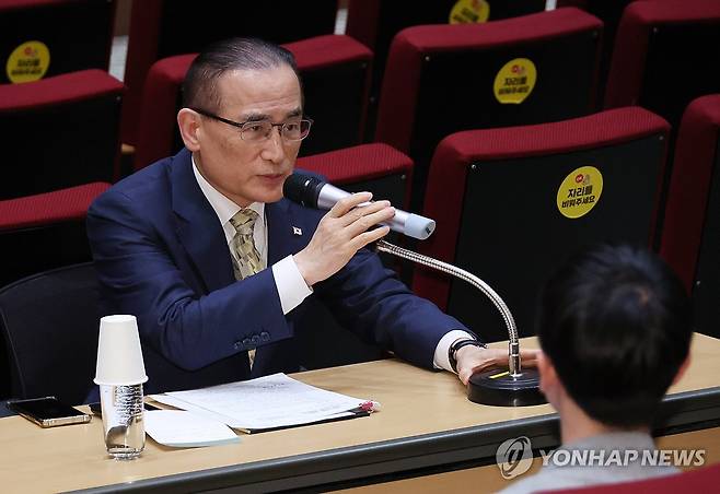위성락 안보실장 기자간담회 (서울=연합뉴스) 한상균 기자 = 위성락 국가안보실장이 22일 서울 용산 대통령실에서 한미, 한일 정상회담 등 현안 관련 기자간담회를 하고 있다. 2025.8.22 xyz@yna.co.kr