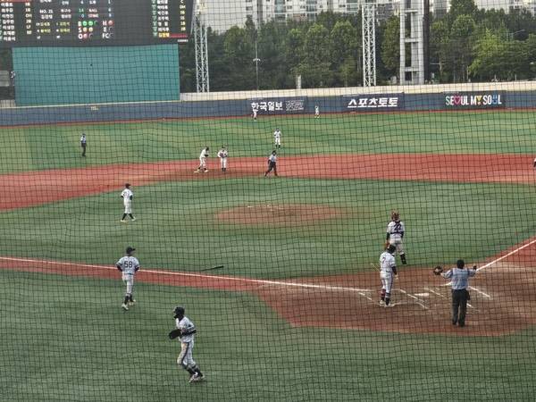 23일 목동구장에서 열린 순천효천고BC와 경북고의 경기. (사진=스포츠춘추 정진영 기자)