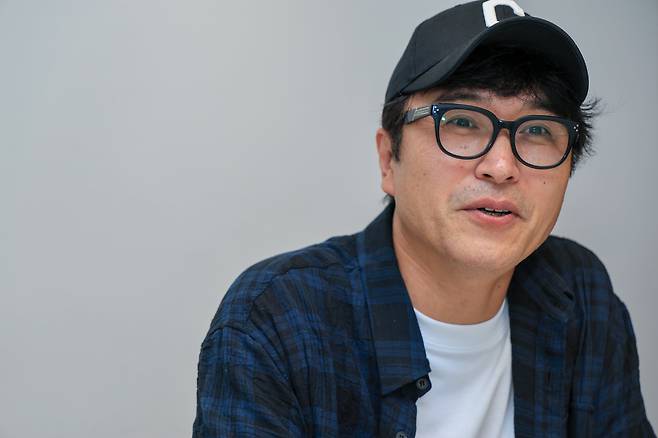 본지와 인터뷰 중인 이기호. /박성원 기자