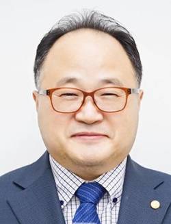 이정태 경북대학교 정치외교학과 교수