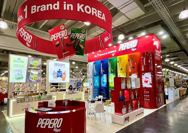 롯데웰푸드 '2025 팬시 푸드쇼' 부스 이미지 (롯데웰푸드 제공)