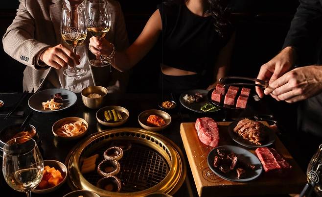 꽃(cote) 코리안 스테이크하우스 이미지. /꽃 코리안 스테이크 하우스 공식 인스타그램 계정 화면 캡처