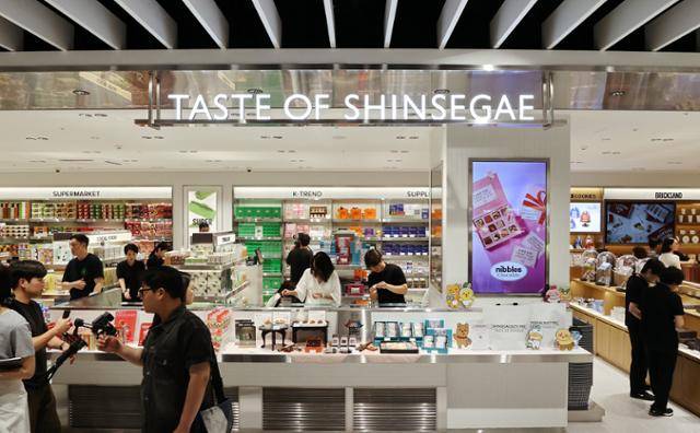 신세계면세점이 7월 18일 명동점에서 새로 문을 연 테이스트오브신세계. 연합뉴스