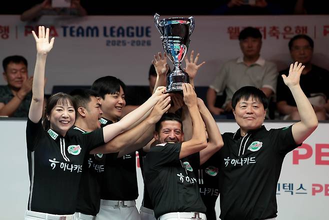 1R 우승 당시의 하나카드 선수단 [PBA 제공. 재판매 및 DB 금지]