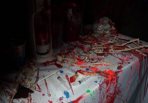 2025 송도맥주축제 공포체험 '피의 과학실' [사진=이장원 기자]