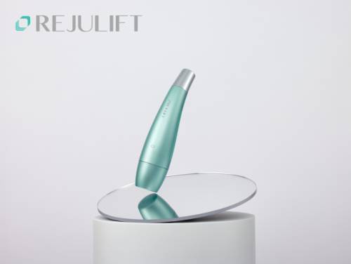 ◇강릉에 본사를 둔 파마리서치(대표이사:손지훈)는 리쥬란 뷰티 디바이스 ‘리쥬리프(REJULIFT)’의 전용 어플리케이션을 출시했다고 25일 밝혔다.