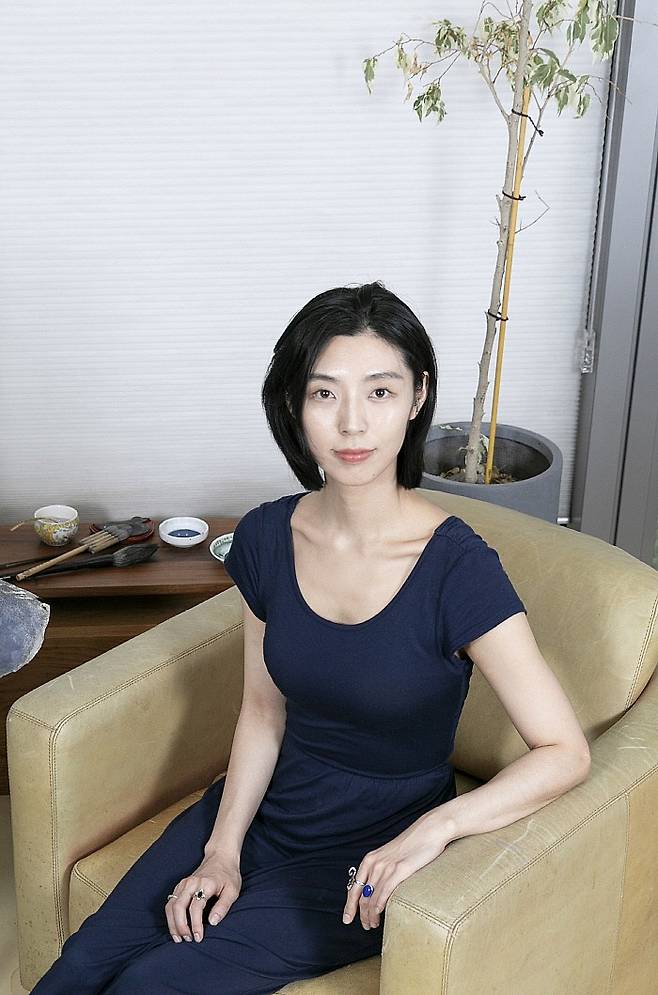 박지은 작가