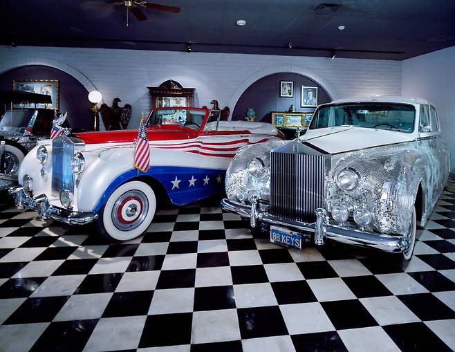 리버라치의&nbsp;팬텀 V