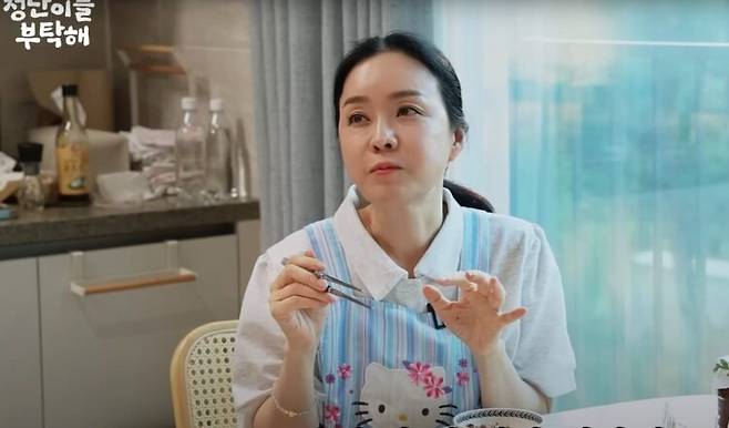 김정난처럼 바다에서 논 뒤 햇빛에 피부가 손상되는 일은 흔하다. 특히 여름 자외선은 세기가 강해 피부에 화상을 유발한다. [사진=유튜브 채널 '정난이를 부탁해']