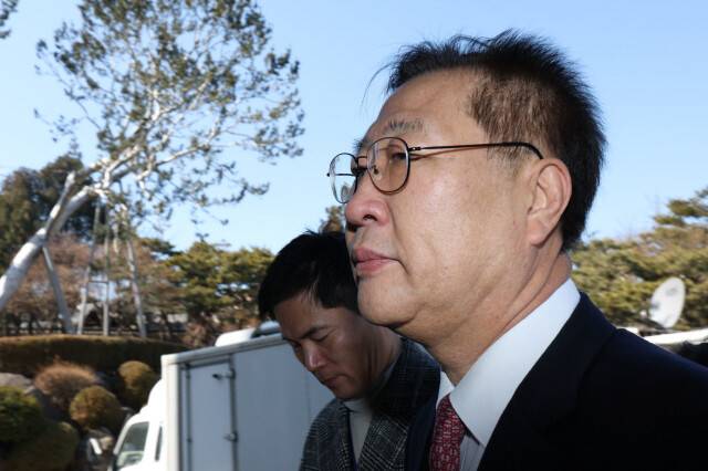 박성재 전 법무부 장관이 지난 2월24일 서울 종로구 헌법재판소에서 열린 탄핵심판 1차 변론기일에 참석하고 있다. 사진공동취재단