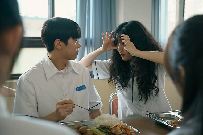 "Love Untangled" starring Gong Myung (left) and Shin Eun-soo (Netflix)