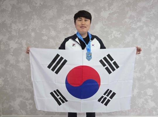 남자 무빙타깃 아시아선수권 금메달을 획득한 정유진. 사진[연합뉴스]