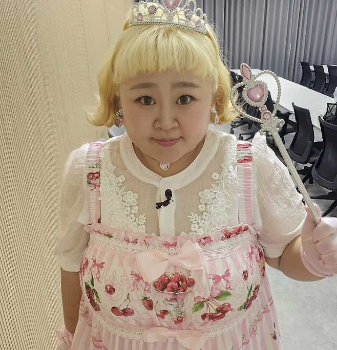 홍윤화 SNS