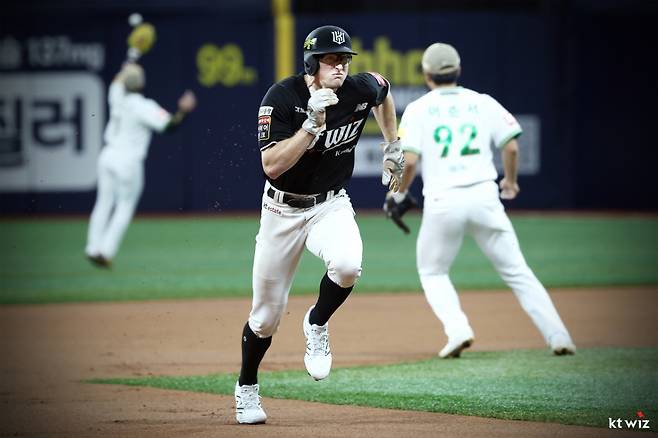 KT 외국인 타자 스티븐슨. /사진=KT 위즈 제공